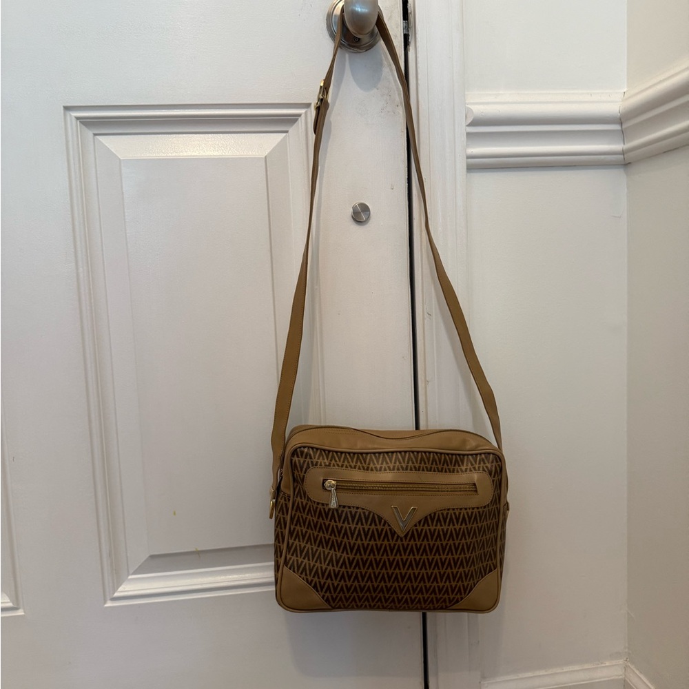 Mario Valentino Brown Crossbody Bag with V-Logo exc cond w dust bag - Picture 3 of 8